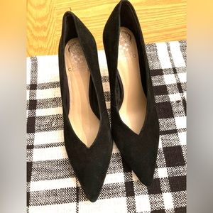 New black suede Vince Camuto pumps